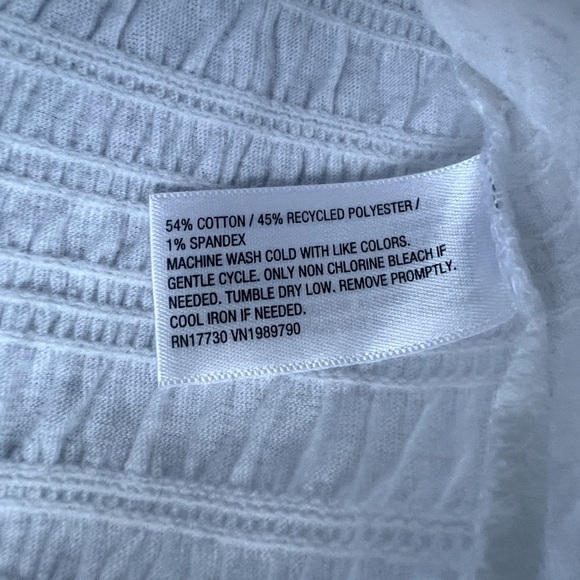 A new day textured smocked round neck basic short sleeve tee size S - Picture 6 of 6